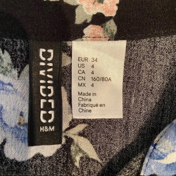 H&M Divided floral blouse in size 4 - Picture 5 of 7